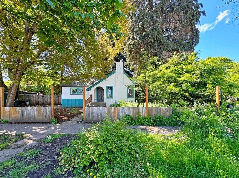 1100 W 4th Ave - Photo 2 of 26