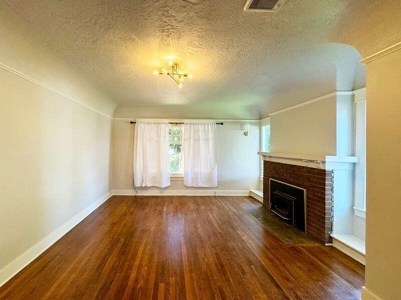 1100 W 4th Ave - Photo 3 of 26