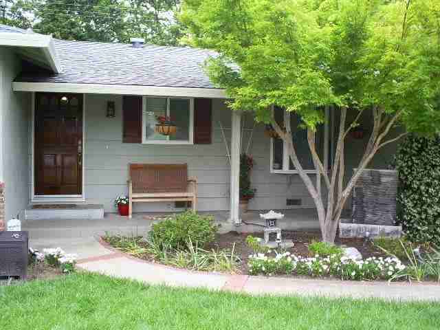 1161 34th Ave - Photo 3 of 11