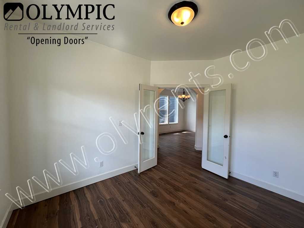 2616 12th Way Se - Photo 4 of 36