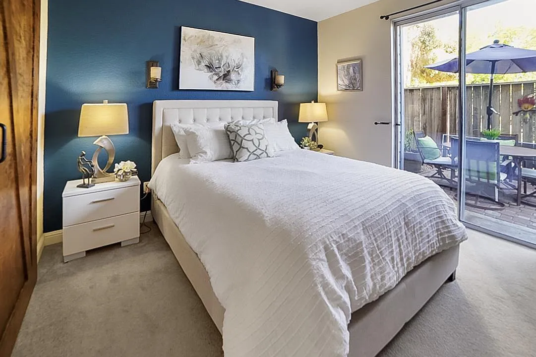 421 Cork Harbour Cir #C - Photo 2 of 11