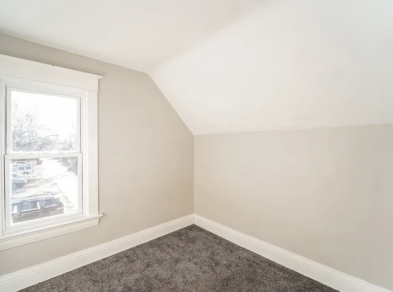 1716 Albert St - Photo 5 of 6