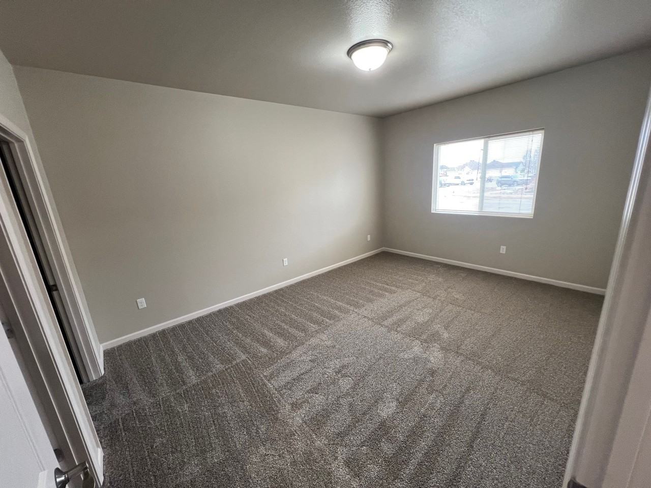 2202 Timbers St W #101 - Photo 3 of 9