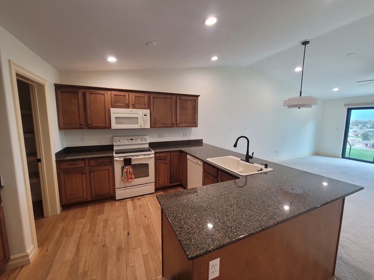 121 Granary Ridge Dr - Photo 4 of 17