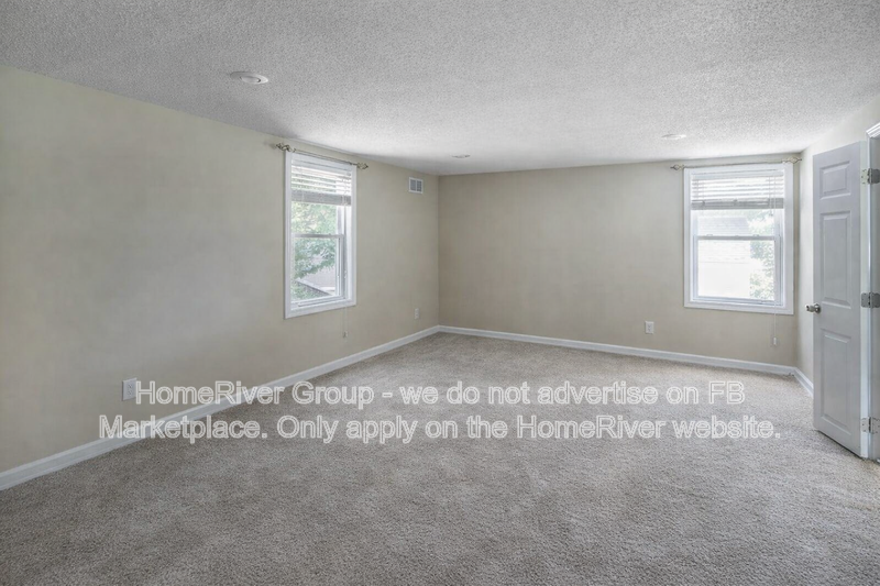 7592 Walnut St - Photo 7 of 19