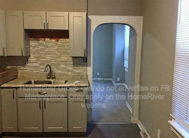 3525 Windsor Ave - Photo 6 of 11