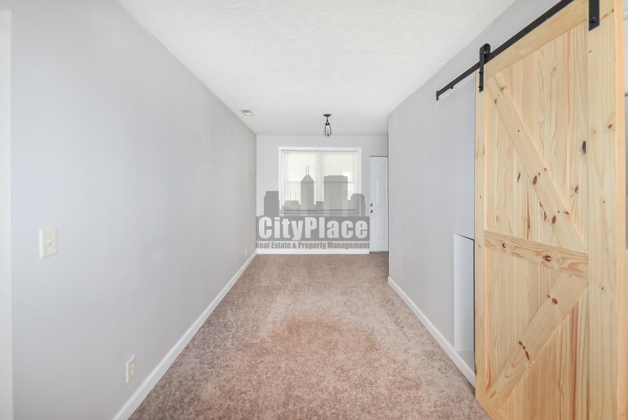 2633 S Randolph St #B - Photo 6 of 20