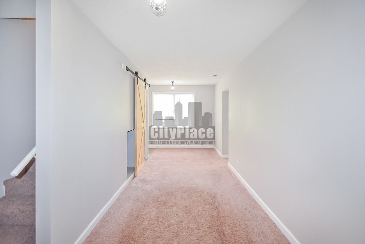 2633 S Randolph St #B - Photo 7 of 20
