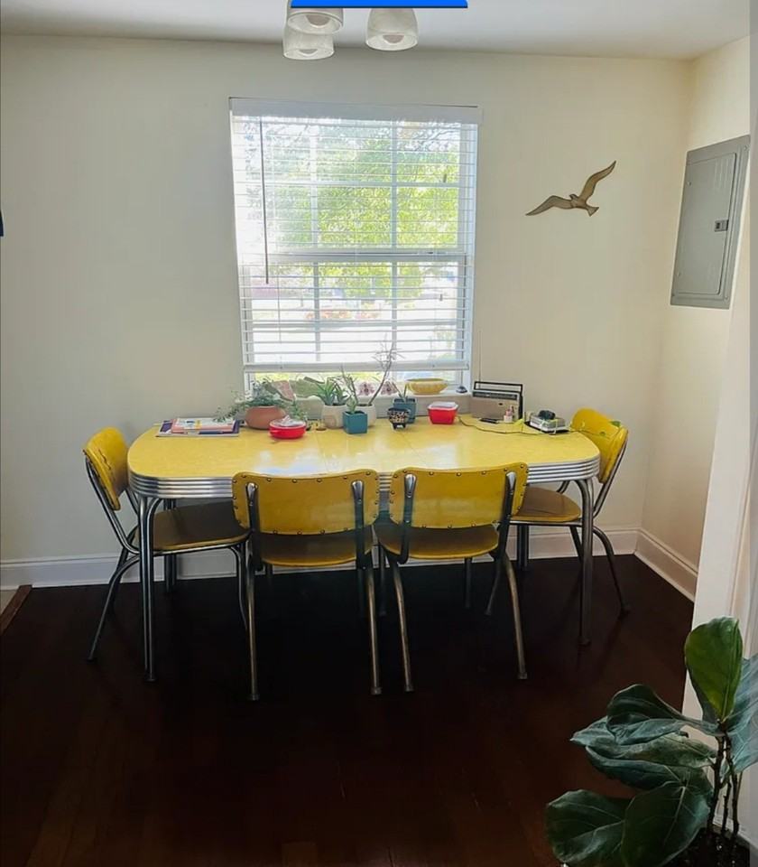 401 E 116th St #8 - Photo 3 of 8