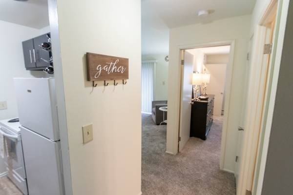 3751 Midvale Ave #11 - Photo 5 of 10