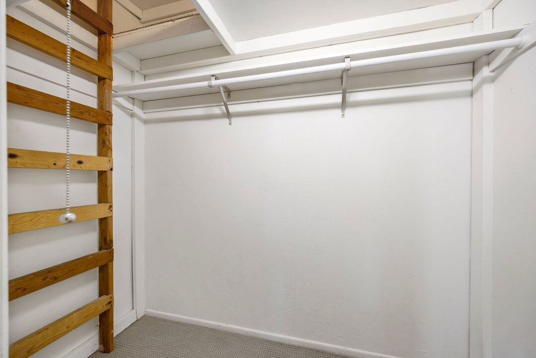 3101 5th St #8 - Photo 5 of 11