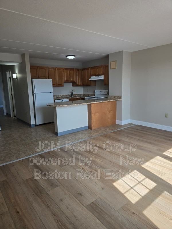 80 Sagamore St - Photo 3 of 14