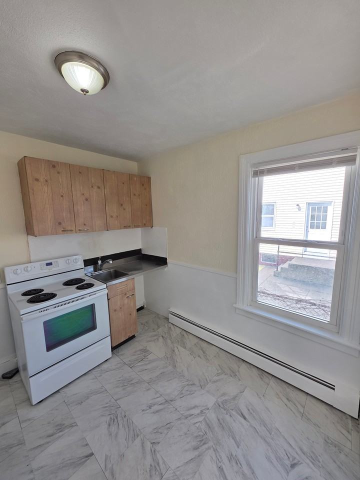 114 Gooding St - Photo 4 of 7