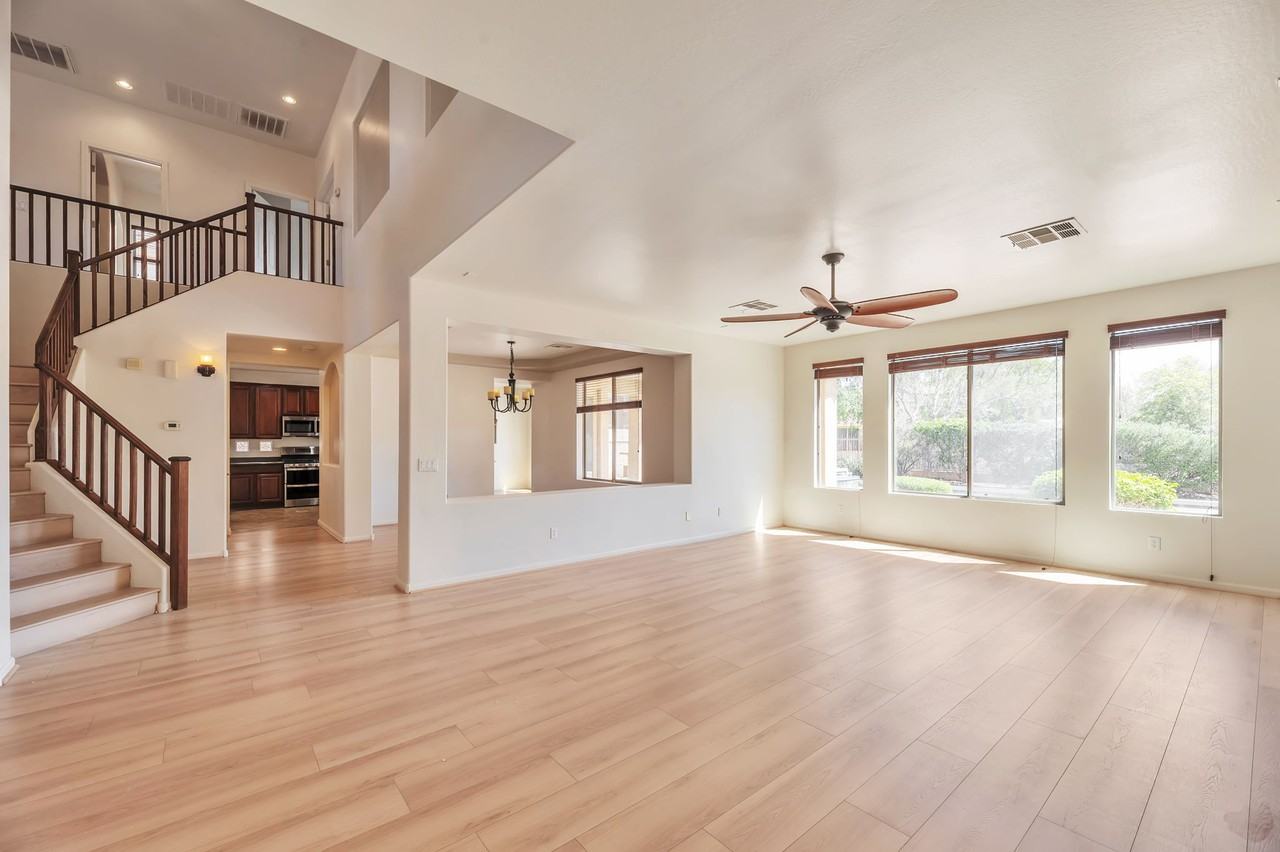 5433 W Red Bird Rd - Photo 2 of 28