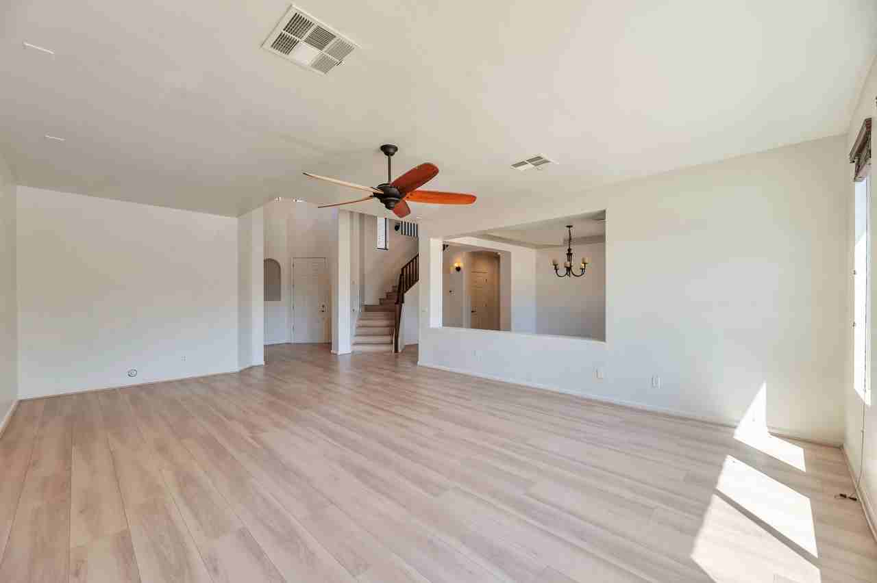 5433 W Red Bird Rd - Photo 3 of 28