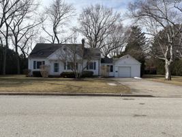 featured image of 4019 Casgrain Dr