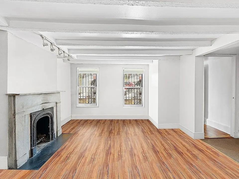 459 Union St - Photo 7 of 11