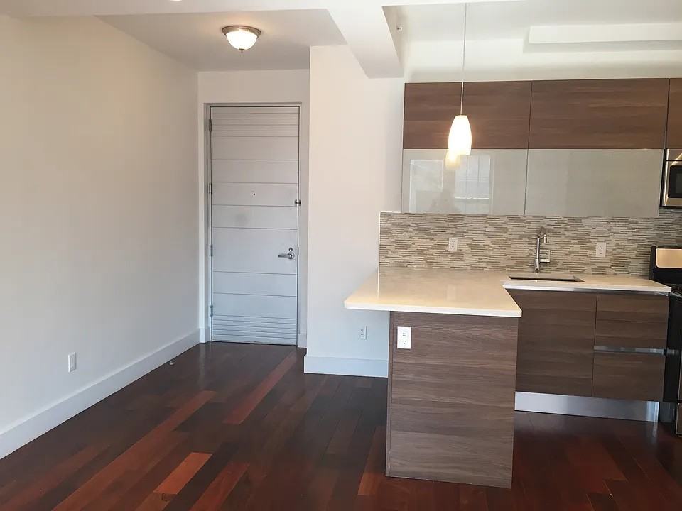 301 Macon St - Photo 7 of 7