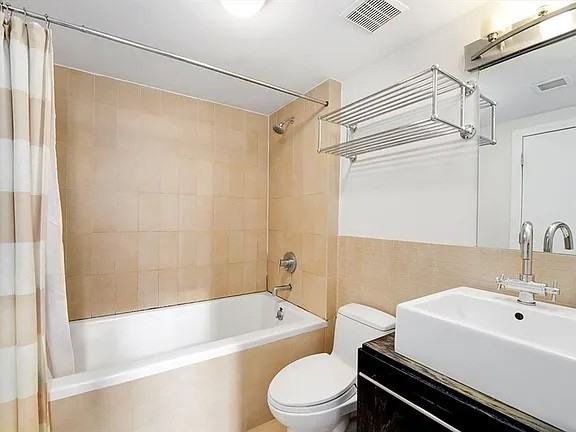 59 Maspeth Ave #2A - Photo 3 of 5