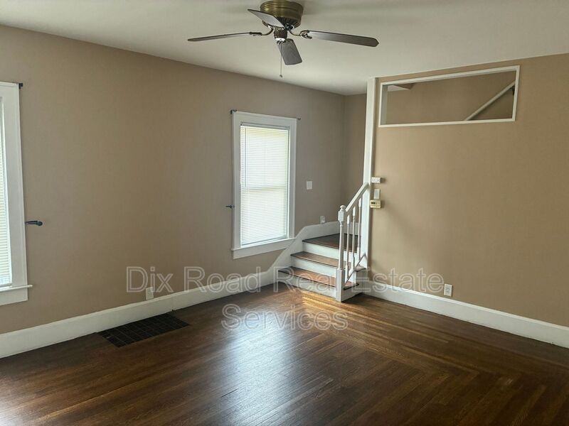 504 Highland St - Photo 7 of 25