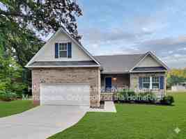 featured image of 2902 Plantation Way