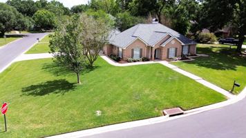 featured image of 201 Pomerol Pl #NA