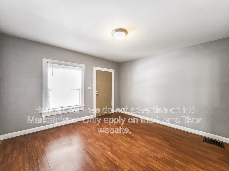 1323 N Olney St - Photo 3 of 17
