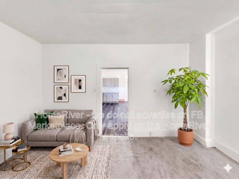 522 Division St - Photo 2 of 17