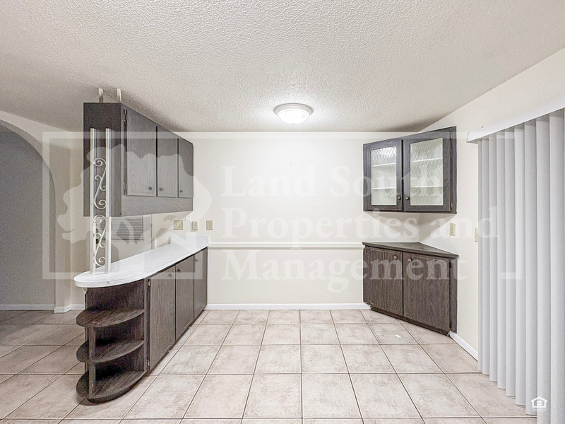 4819 Fernery Ln - Photo 6 of 14