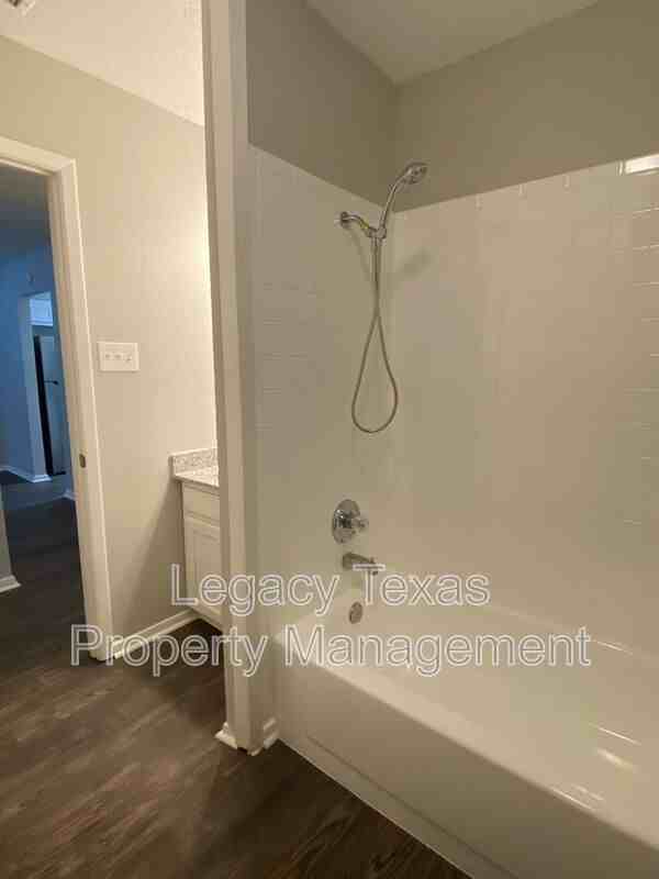 1302 Berry Dr #A - Photo 5 of 14