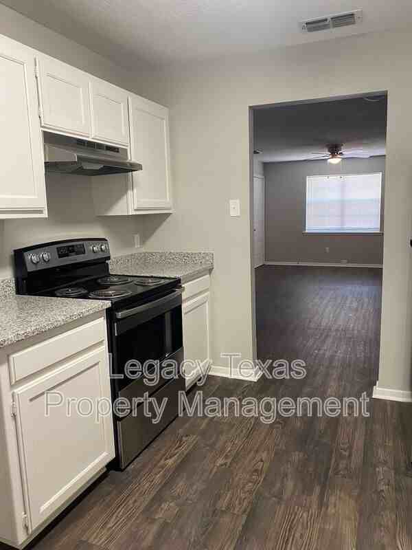 1302 Berry Dr #A - Photo 7 of 14