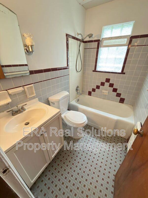 9494 Reading Rd - Photo 7 of 9