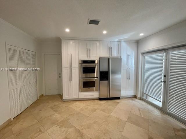 15925 Southwest 83rd Court - Photo 2 of 26