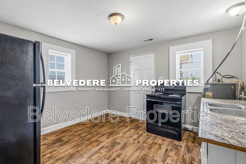 1730 - Photo 3 of 16