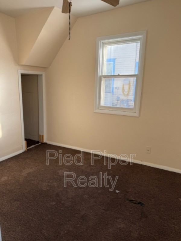 601 N Winnebago Ave - Photo 3 of 8