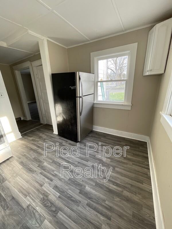 1254 S Chicago Ave - Photo 5 of 21