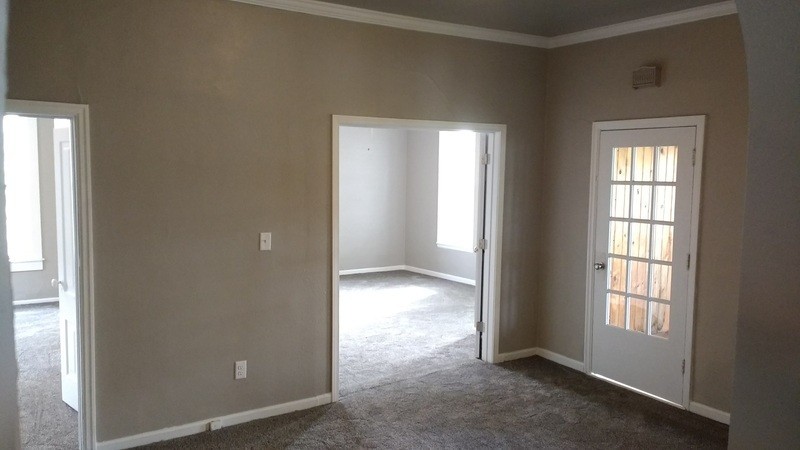 901 1st St N - Photo 2 of 16