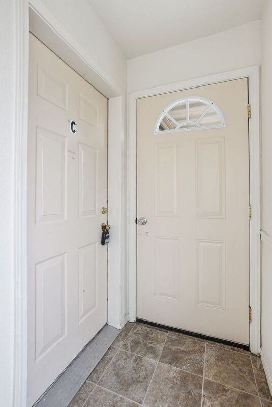 3446 W Lilac Ct #C - Photo 4 of 28