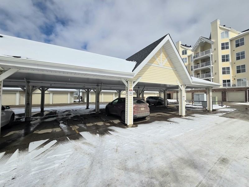 10221 111 St Nw #405 - Photo 2 of 20