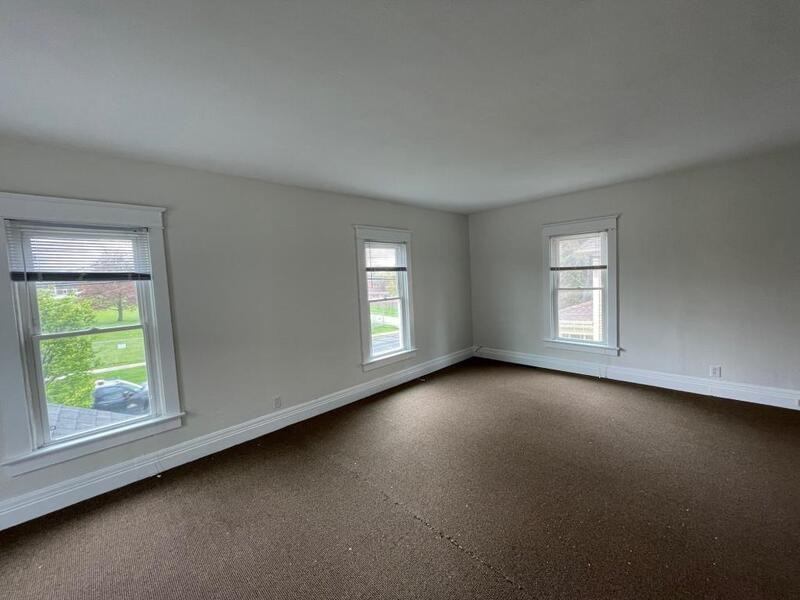 224 State St - Photo 3 of 9