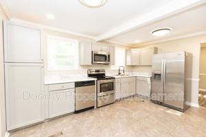 featured image of 85 West St