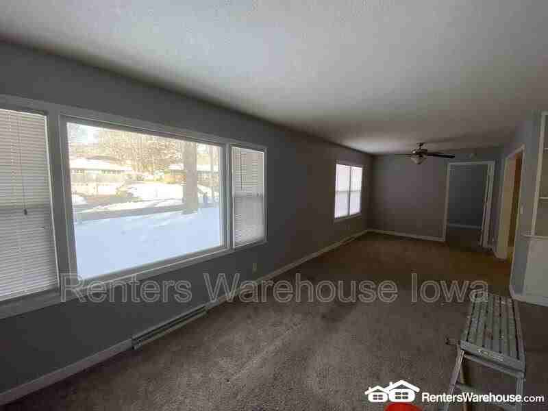 1417 Cummins Pkwy - Photo 5 of 19