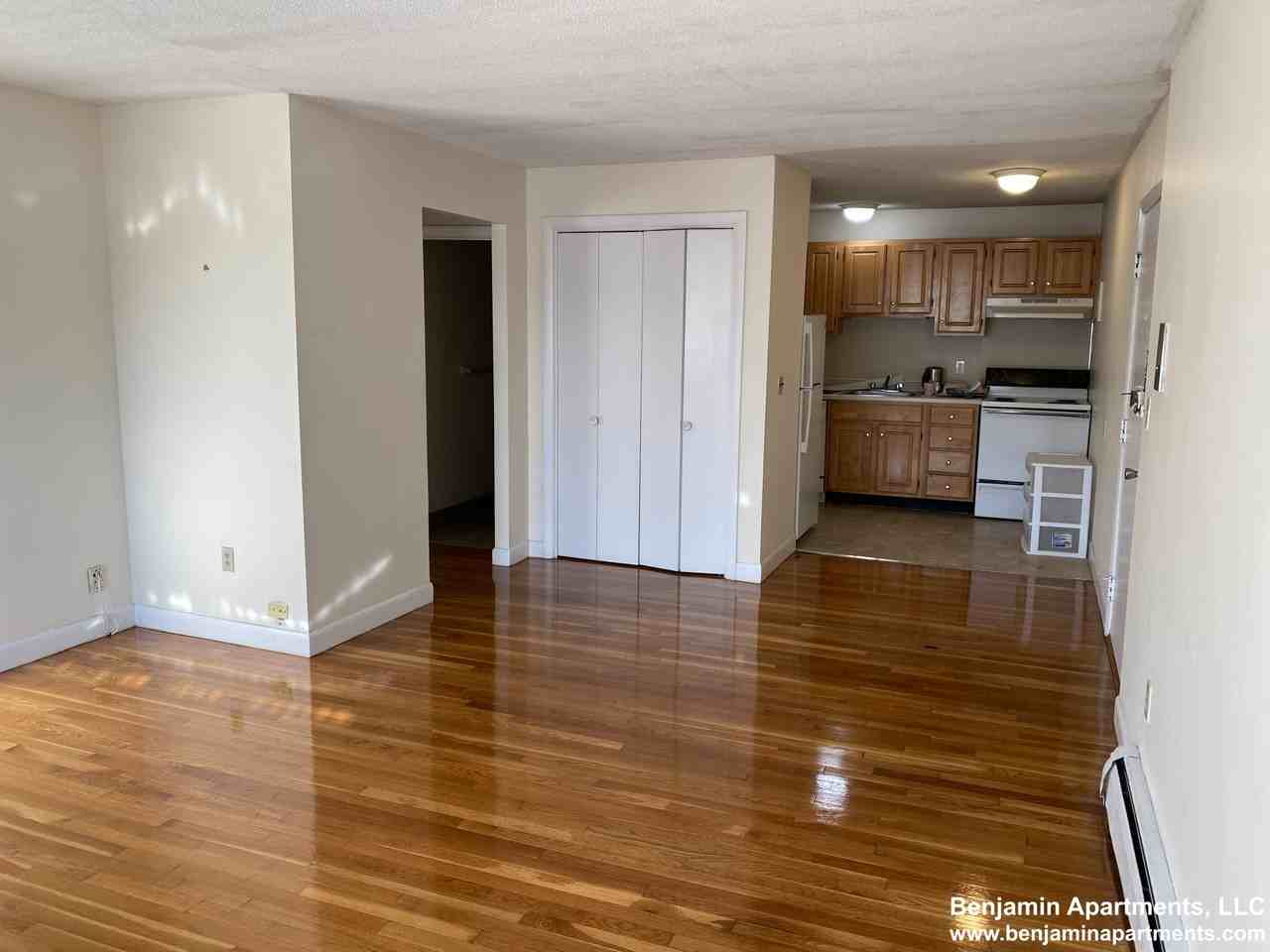 Gardner St #30 - Photo 2 of 9