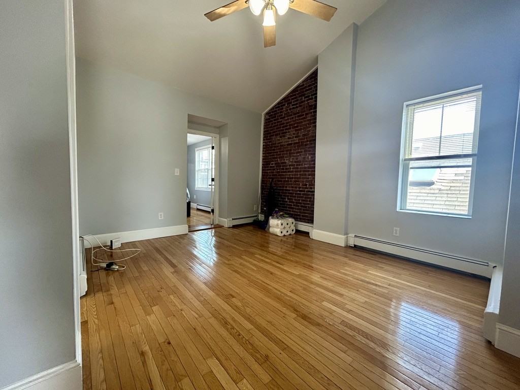 28 Maverick St #U3 - Photo 2 of 15