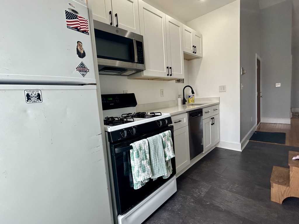 28 Maverick St #U3 - Photo 5 of 15