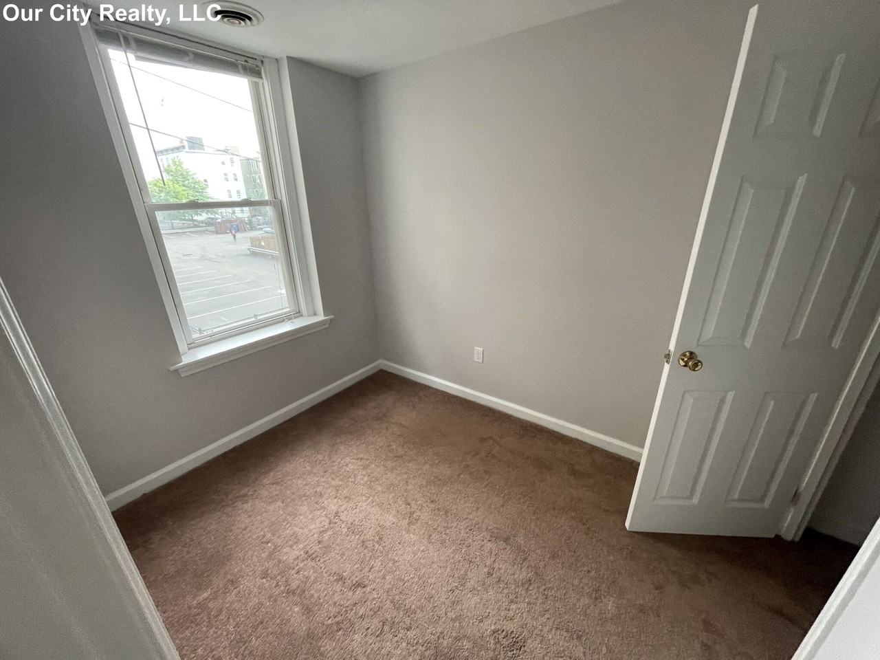 Douglas St #2 - Photo 6 of 10