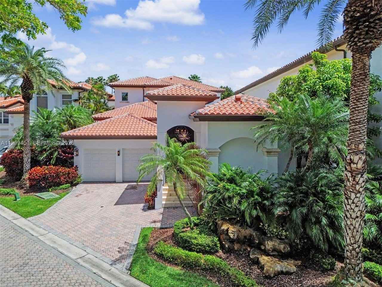 13689 Deering Bay Drive - Photo 7 of 43