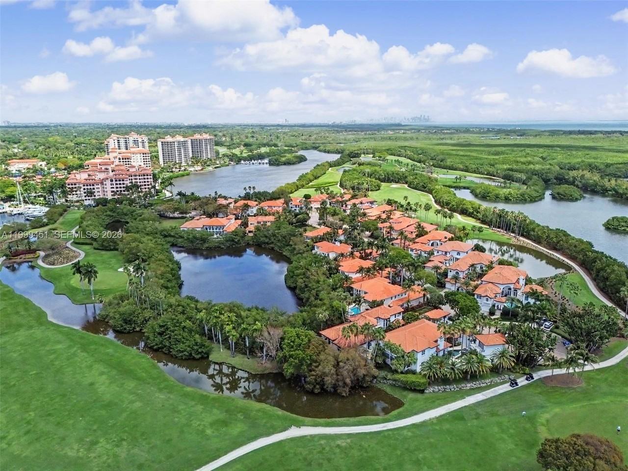 13689 Deering Bay Drive - Photo 6 of 43