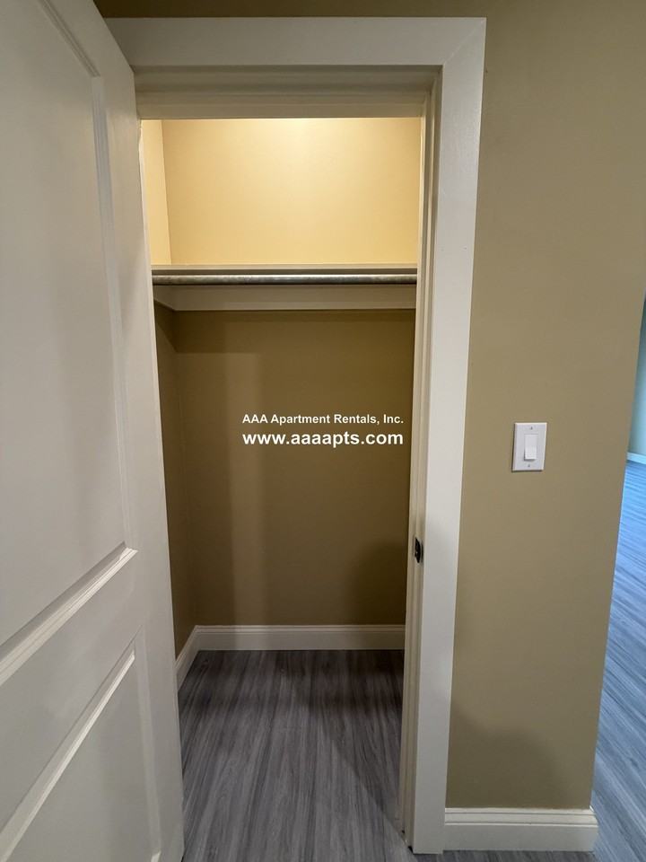 Washington Ave #17 - Photo 6 of 18