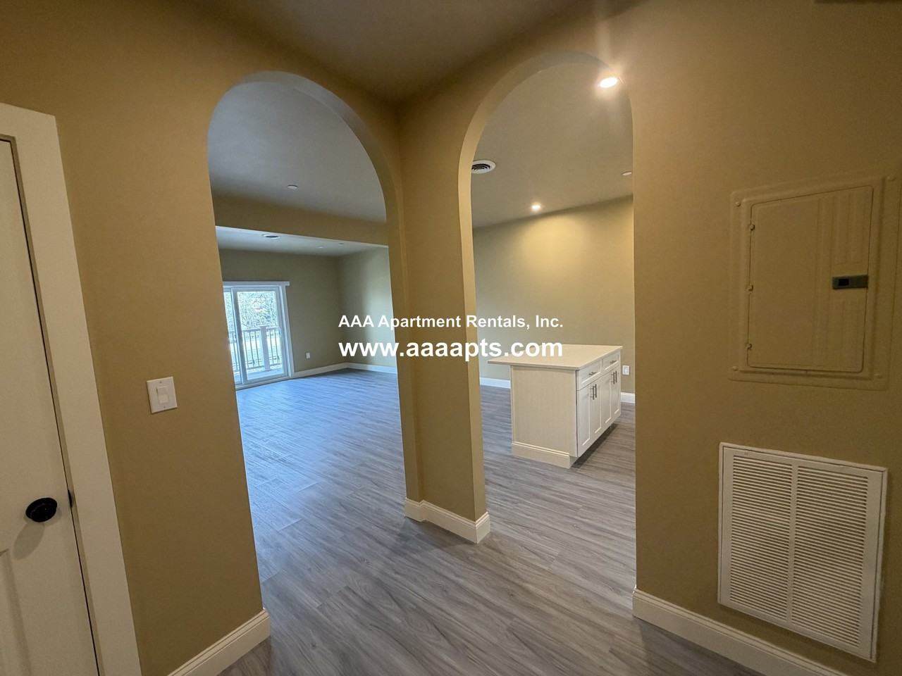 Washington Ave #17 - Photo 7 of 18